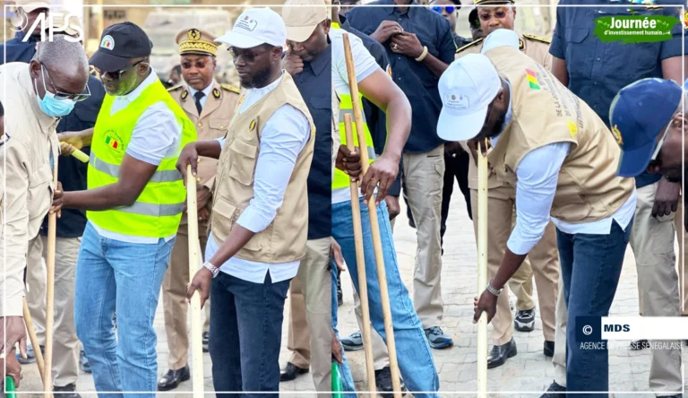 SENEGAL: Le chef de l’État a officiellement lancé la huitième édition de la journée nationale de nettoiement