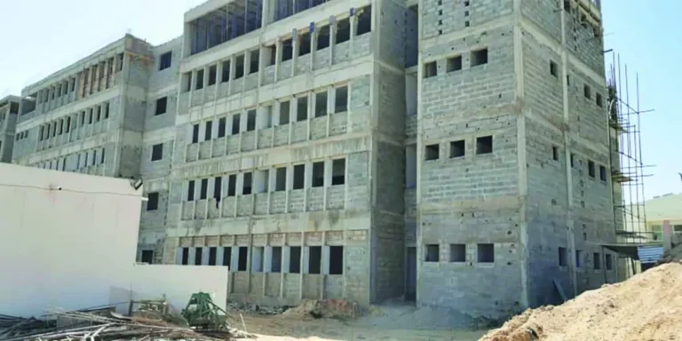 Lycée Seydina Limamoulaye : Un ouvrier chute du 3e étage et meurt