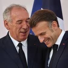 France: Emmanuel Macron affiche son «total soutien» à François Bayrou en Conseil des ministres