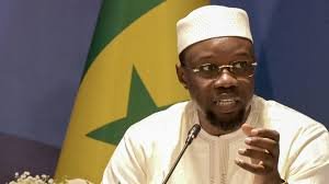 Ousmane Sonko annonce plusieurs mesures pour sortir le Groupe national La Poste des difficultés