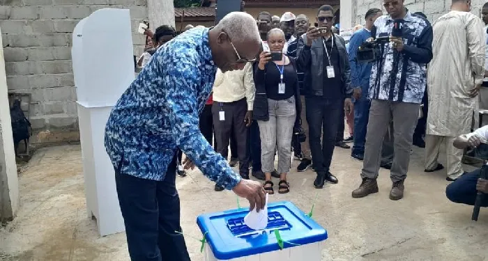 EXCLUSIVITÉ SOLO MEDIA GROUP NGONE SALIOU DIOP REÇOIT LE PREMIER MINISTRE DE LA GUINÉE BAH OURY