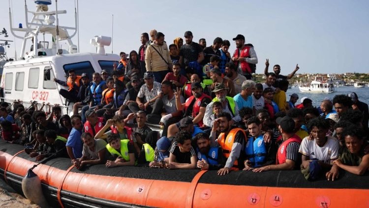Urgent-Tragédie au large des Canaries- 16 personnes arrêtées