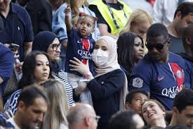 Qui est Rima Edbouche, la femme d’Ousmane Dembélé qui se tient à l’écart des projecteurs ?