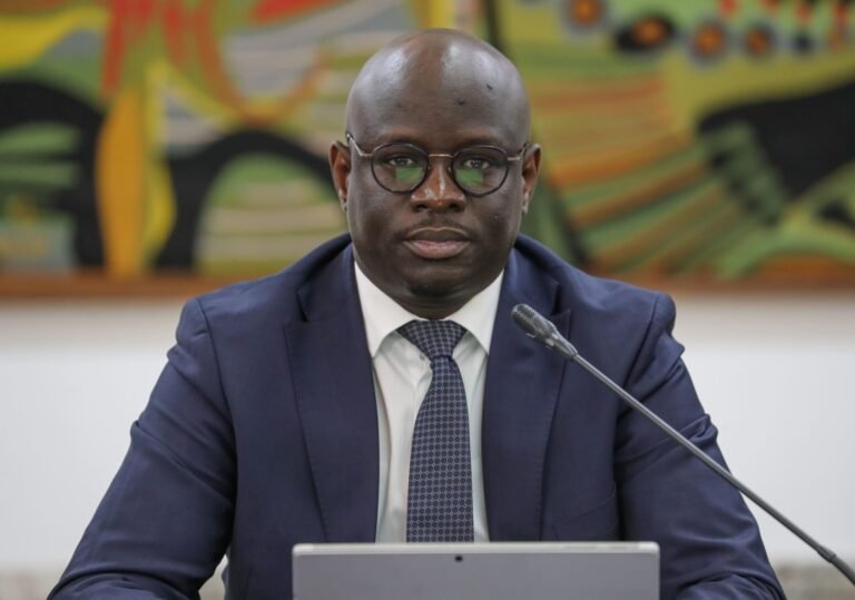 Le ministère des Finances conteste l’abaissement de la notation du Sénégal à Caa1 par Moody’s
