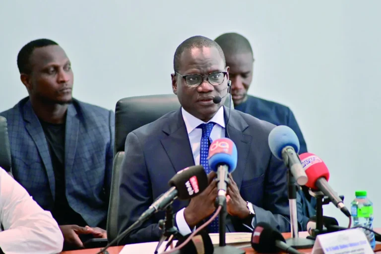 AN: le sale quart d’heure d’Abdourahmane DIOUF  avec les députés en Commission