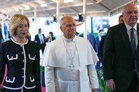 En visite au Liban, le pape Léon XIV appelle à "faire passer l'objectif de la paix avant tout"